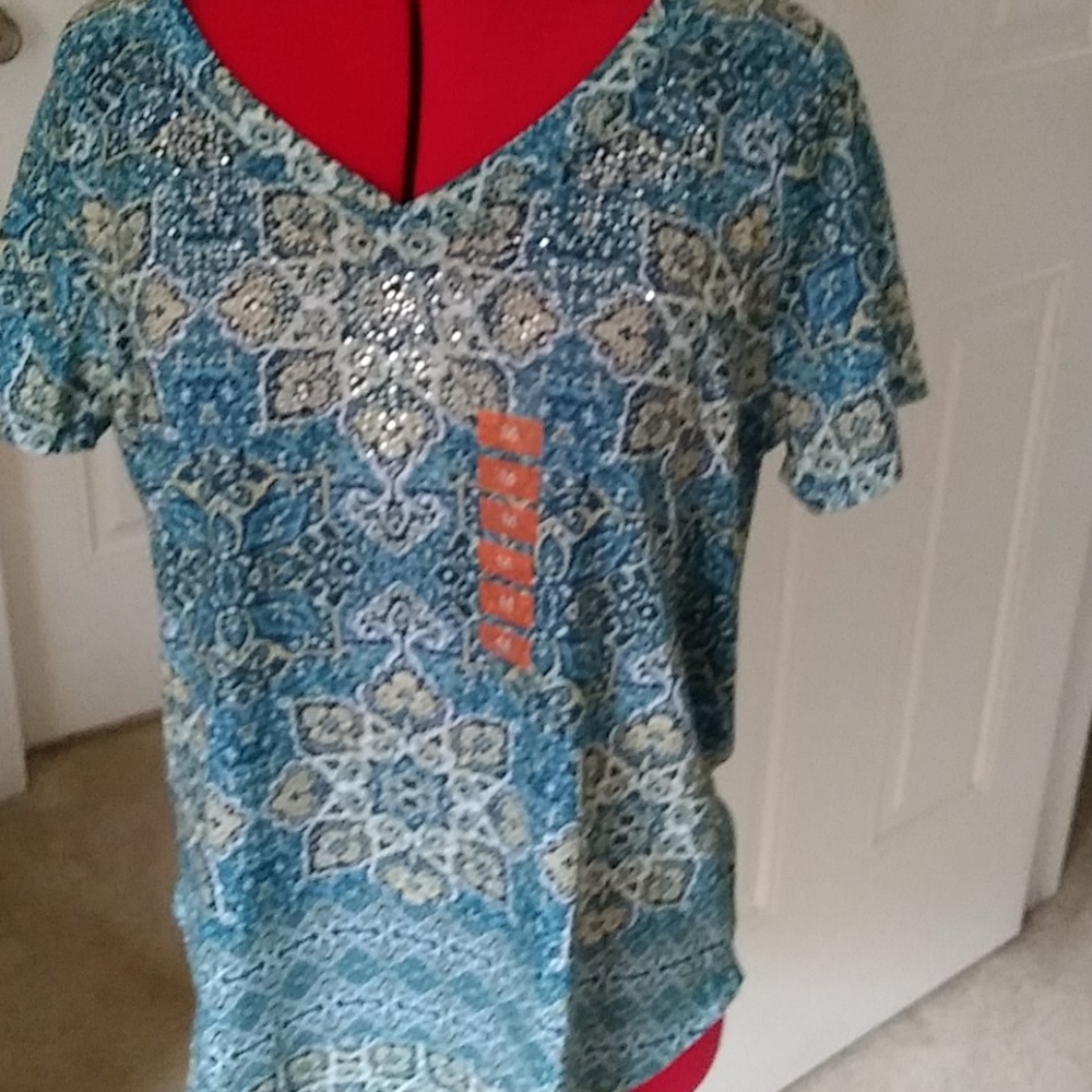Gloria Vanderbilt Top - MARKED DOWN FOR QUICK SALE - BUNDLE & SAVE!